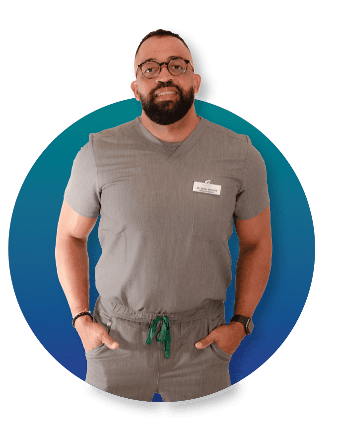 Dr Javier Bernand